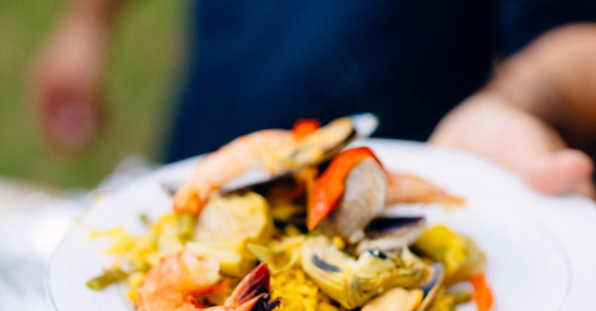 Cultural Significance of Paella in Spanish Celebrations
