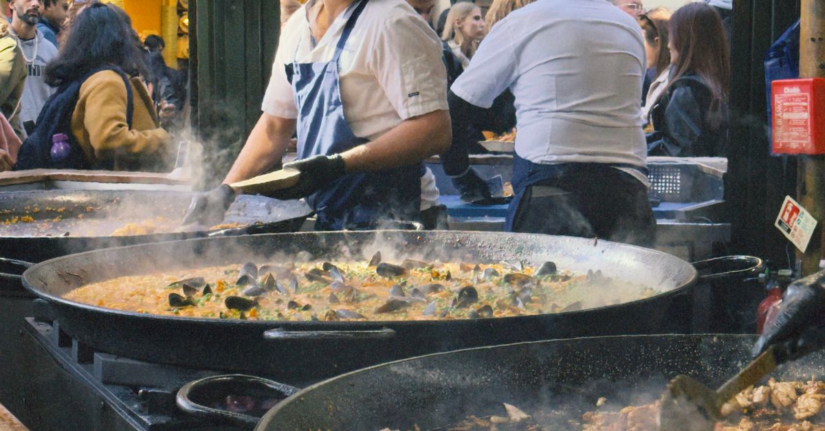 Pairing Wine and Other Beverages with Paella at Your Private Party