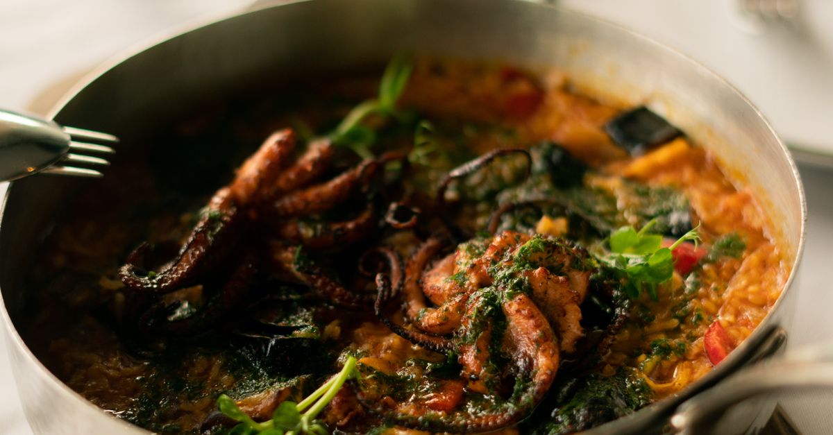 The Best Tips for Organising Paella Catering at Outdoor Festivals in Sydney