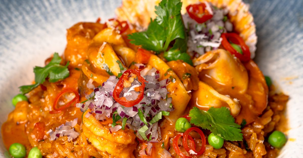 Top Tips for Achieving a Successful Mixed Paella Dish