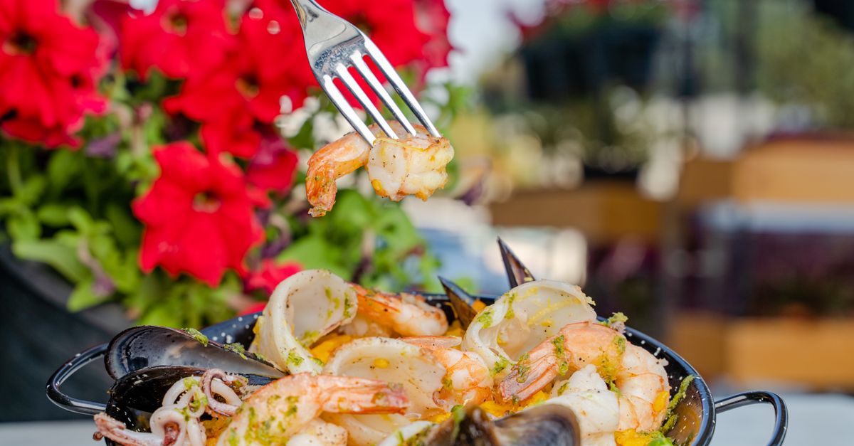 Understanding Gluten-Free Grains for Authentic Paella